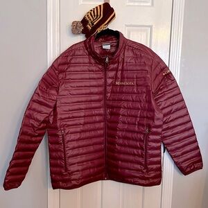 Columbia Minnesota Gophers puffer and hat EUC